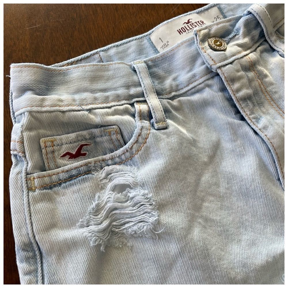 Hollister High Rise Distressed Festival Fray Hem Cut Off Shorts Light Wash Sz 25 - Picture 8 of 12